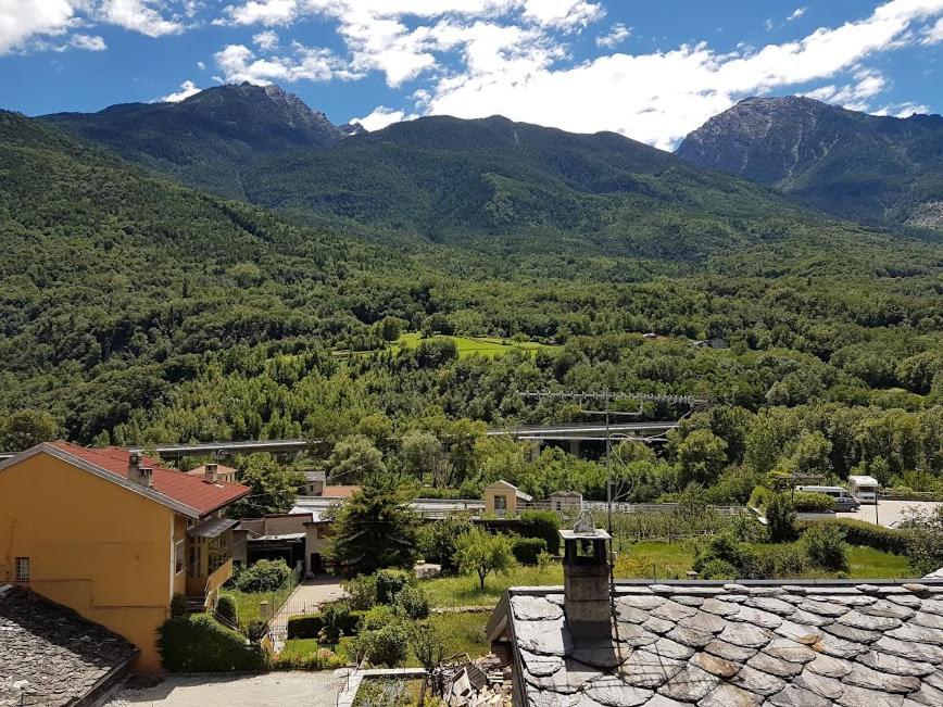 Casa Chanoux Chambave Bagian luar foto